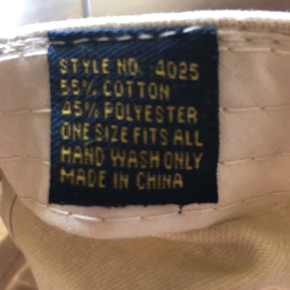 OBERMEYER HAT. BRAND NEW. ONE SIZE FITS MOST - Picture 6 of 7